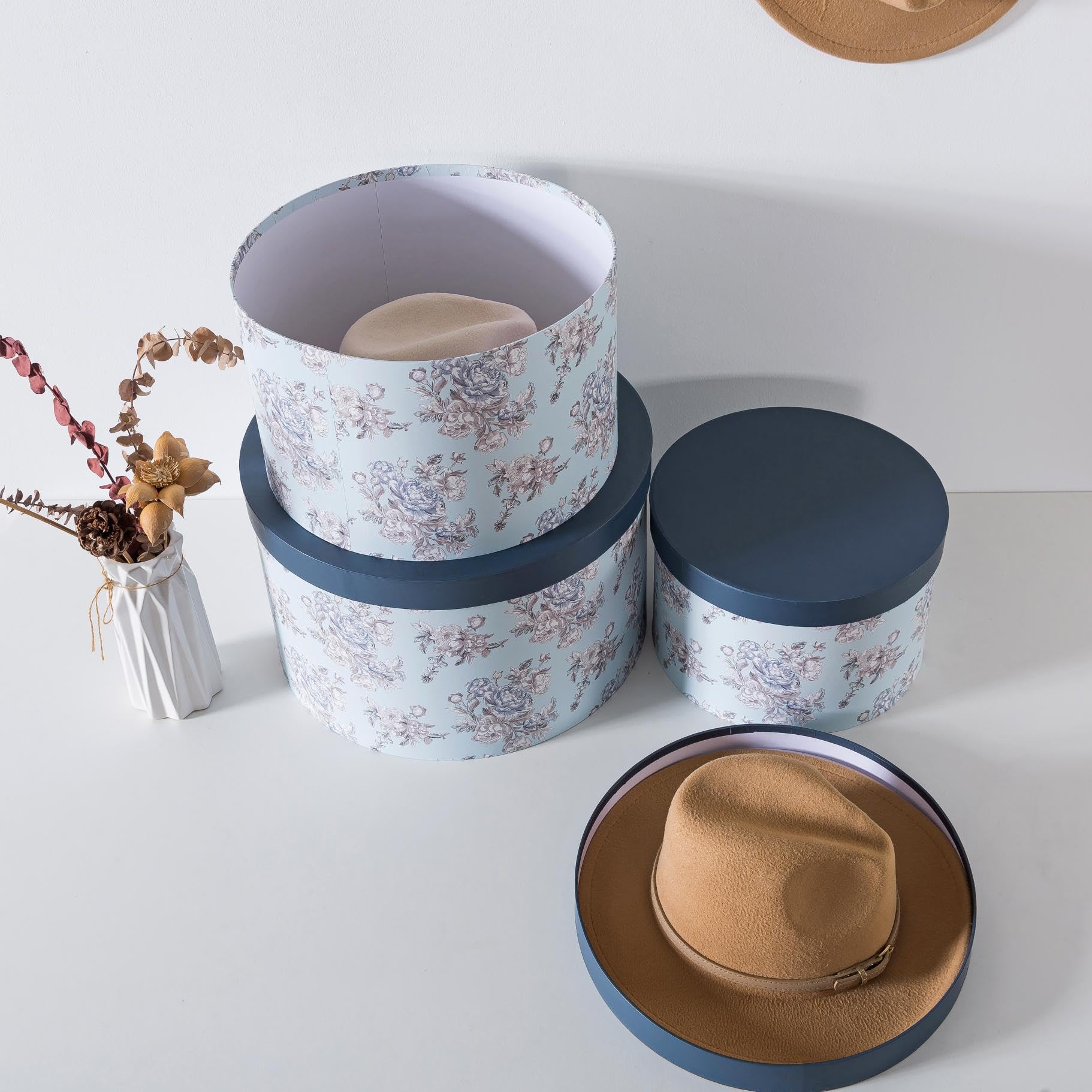 アンティーク ラウンドボックス ハットボックス 小物入れ　メルスリー　レース Amazon.co.jp: Soul & Lane - ビクトリア朝の花柄の帽子ボックス 蓋